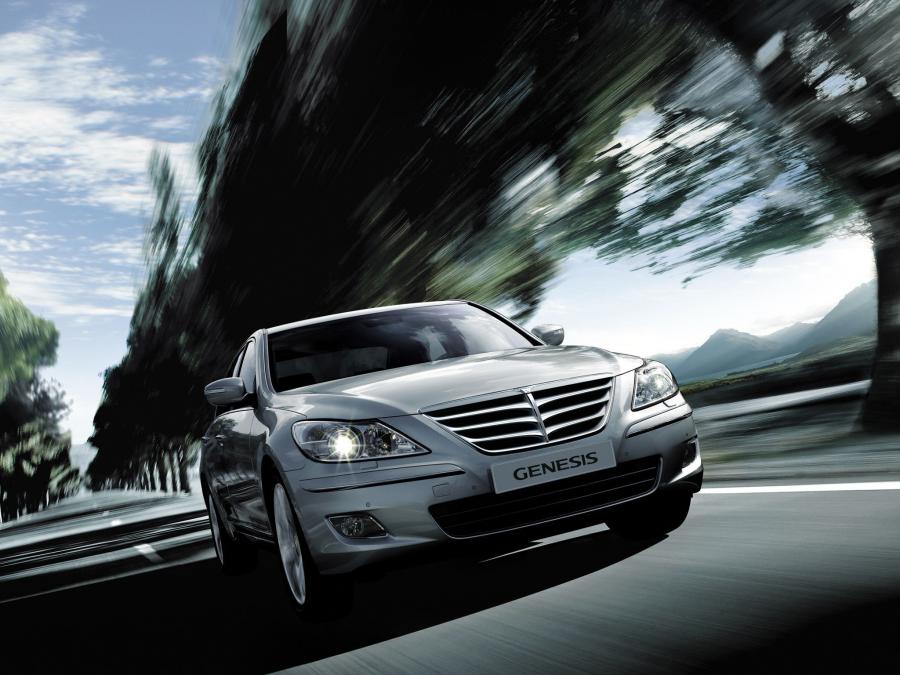  Hyundai Genesis 2008 года  (фото 8 из 11)
